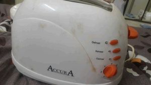 Accura Bread Toaster