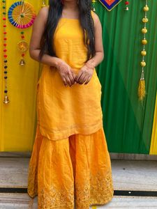 Yellow Shrara Set