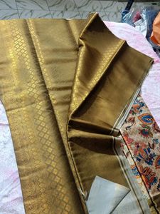 Digital Floral Softy Kuberpattu In Olive Shade