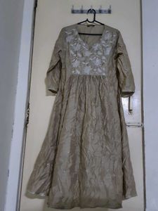 Elegant Embroidered Kurta