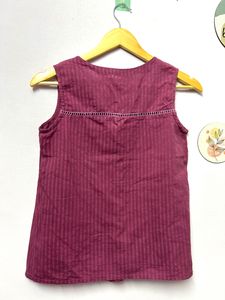 Maroon Women Sleeveless Top