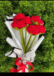 5 Crochet Rose Bouquet
