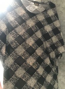 Bella Black & White Top