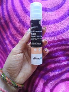 The Derma Co Tinted Sunscreen