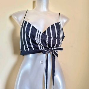 🎁Buy 2 Get 1 Free🎁Striped Tie-Front Crop Top