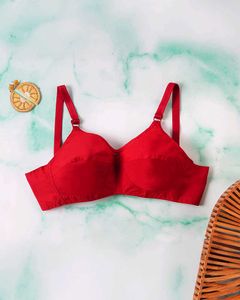 Six Pieces Assorted Box Bra