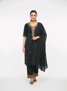 Elegant Embroidered Kurta Set