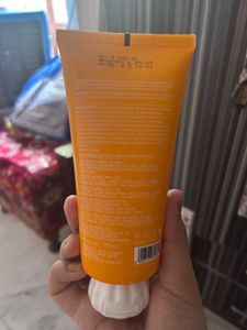 DOT &amp; KEY Vitamin C + E Super Bright Gel Face Wash