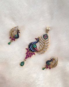 Peacock Pendant Set