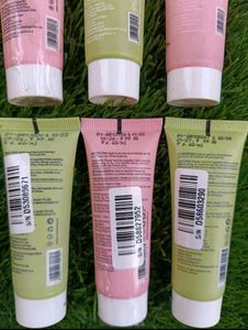Dot &amp; Key Face Wash