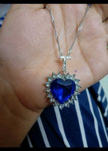 (Titanic) Heart of the Ocean Necklace