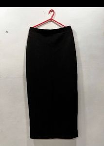 Black Ribbed Midi Pencil Skirt