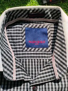 Allen Solly Black &amp; White Check Shirt 40 Size