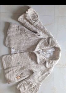 A Beautiful Cream Colour Sweater Jacket Style