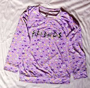 Trendy Women&#39;s  T-Shirt – FRIENDS Graphic Tee