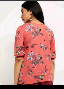 Floral Print Top With Denim Jeans