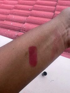 Revlon Lipstick - Rum Raisin