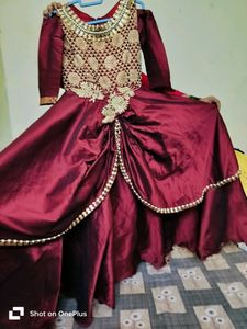 Elegant Gown For Beauties ❤️❤️