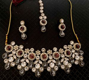 Elegant Jewelry Set