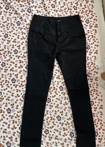 Max Black Jeans
