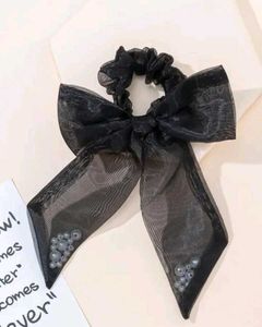 Elegant Black Pearl Scrunchie Bow