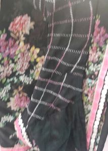Floral Black Saree With Blouse