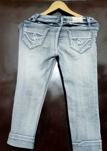 Grey Color Denim Jeans For 4- 5 Year Girl
