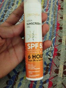 Aqua Sunscreen Gel