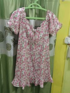 Floral Mini Dress🌸🤌
