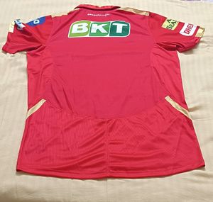 New Unused Punjab Kings Signed Official Cricket Merchandise - Red T Shirt (Tag Attached But No Price Mentioned So Selling As Like New) Size- L