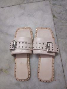 Roadster Black Studded Slides