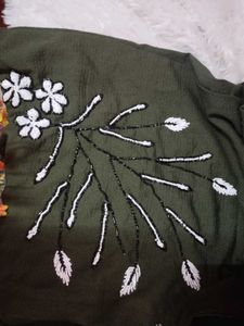 Embroidered cord set