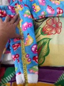 Winter Swetars Set With Hoody Cap