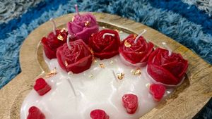 New Trending Wooden Heart Tray Candle