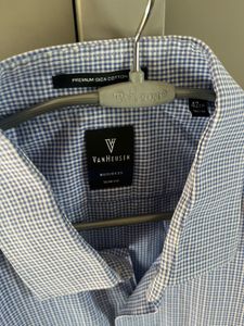Men&#39;s Blue Checkered Shirt from van heusen