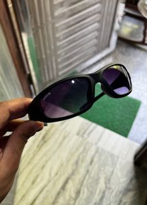 Black Sporty Sunglasses by Spykar