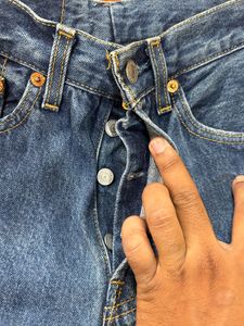 Levis 501 Series Jeans ( Fly Button)