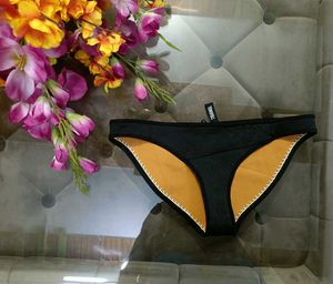 🇱🇷 Imported Stuff White Bottom Wear
