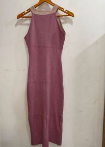 Pink bodycon dress