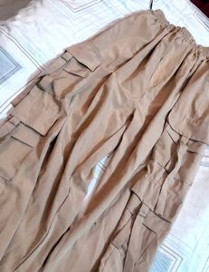 Woman&#39;s Baggy Trouser