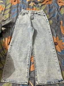 Wide Leg Light Wash Jeans