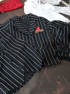 Boys Burgundy Suit combo set at lowest price