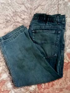 Black capri Pant