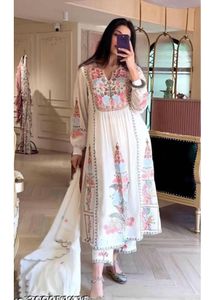 Gorgeous Embroidery Salwar Kameez