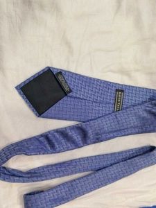 Tie