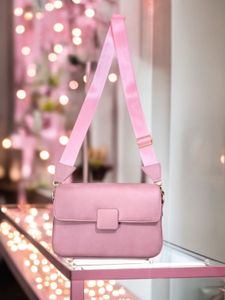 ✨Stylish Sling Bag For Sale✨