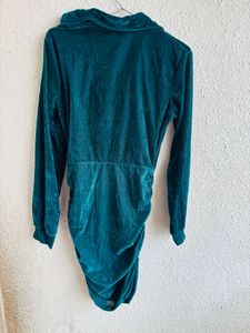 Elegant Teal Velvet Mini Dress