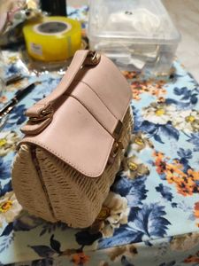 Mauritius Bamboo Offwhite Bag With Sling
