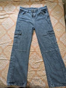 CARGO JEANS