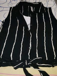 Black Colored Shirt Style Sleeveless Crop Top